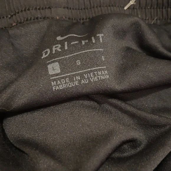 Nike Black Dri-FIT Women's Shorts - size Large - Picture 7 of 7